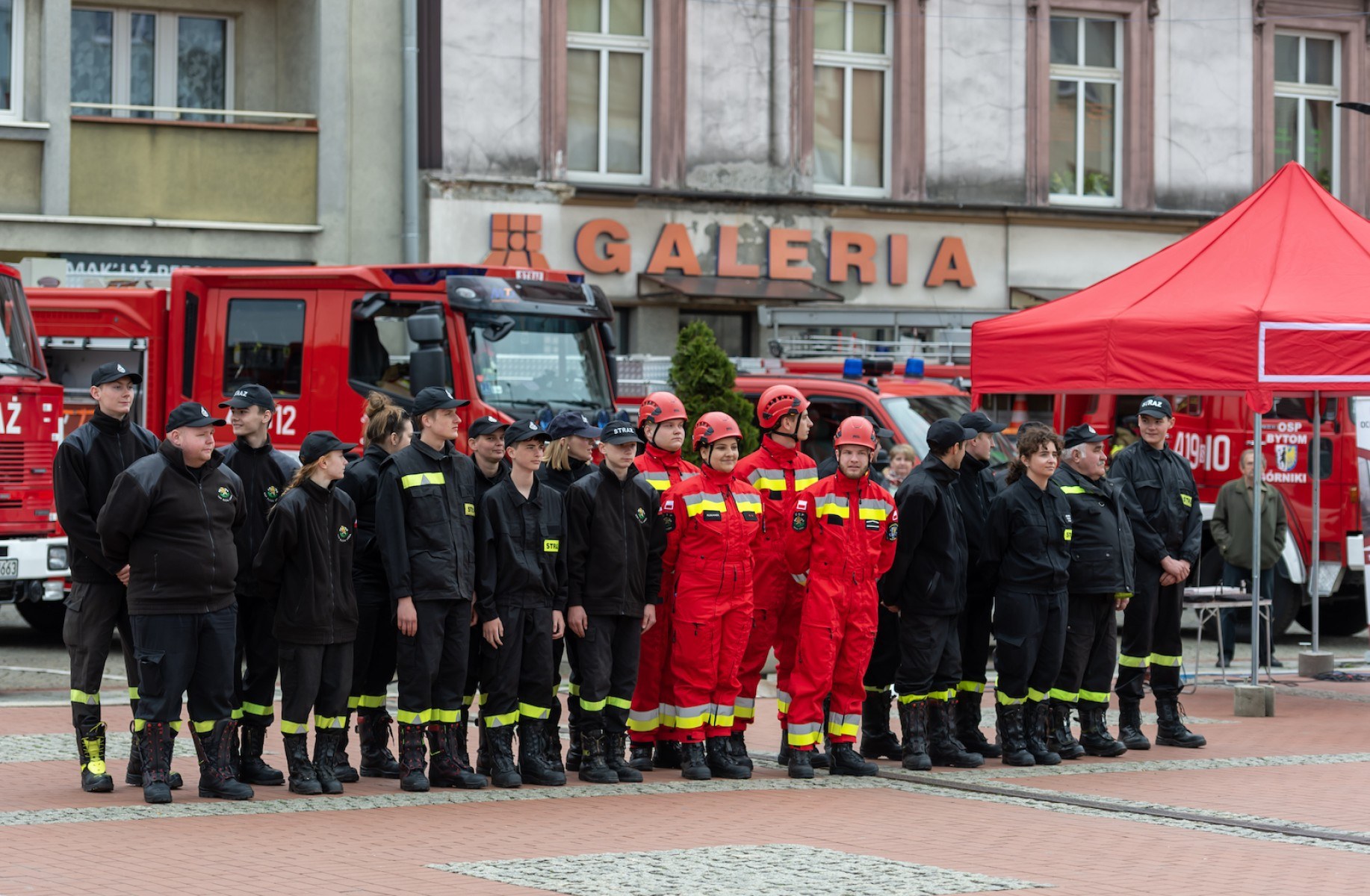 Był ogień i zachwyt publiczności Strażackie pokazy na bytomskim rynku 1