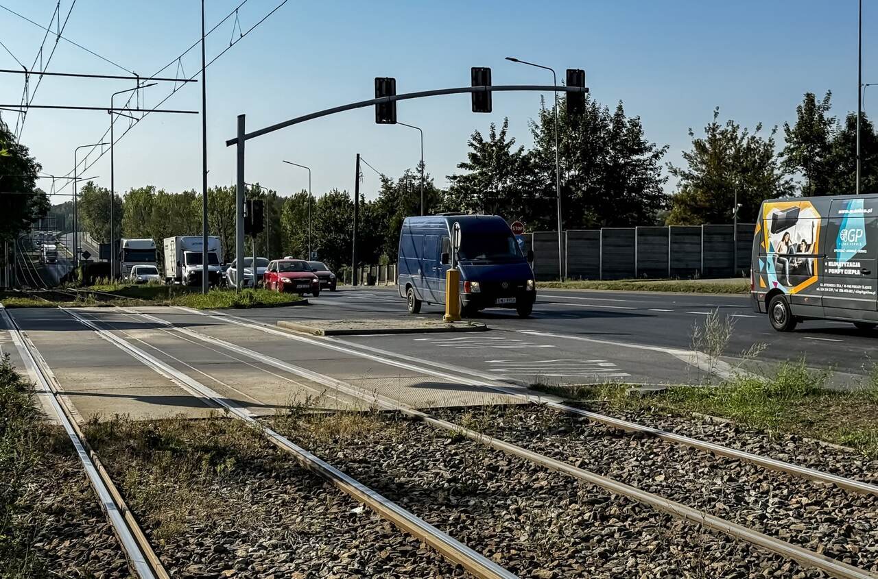 Pierwszenstwo tramwajow na skrzyzowaniach w rozbarku 5